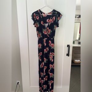 Short Sleeve Wrap Dress in Navy Floral M (6-8)